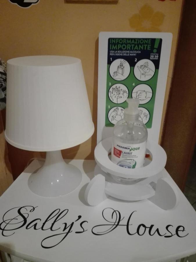 ונאריה ריאלה Sally'S House מראה חיצוני תמונה