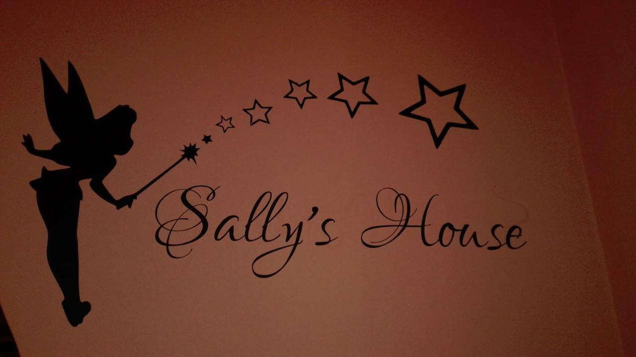 ונאריה ריאלה Sally'S House מראה חיצוני תמונה